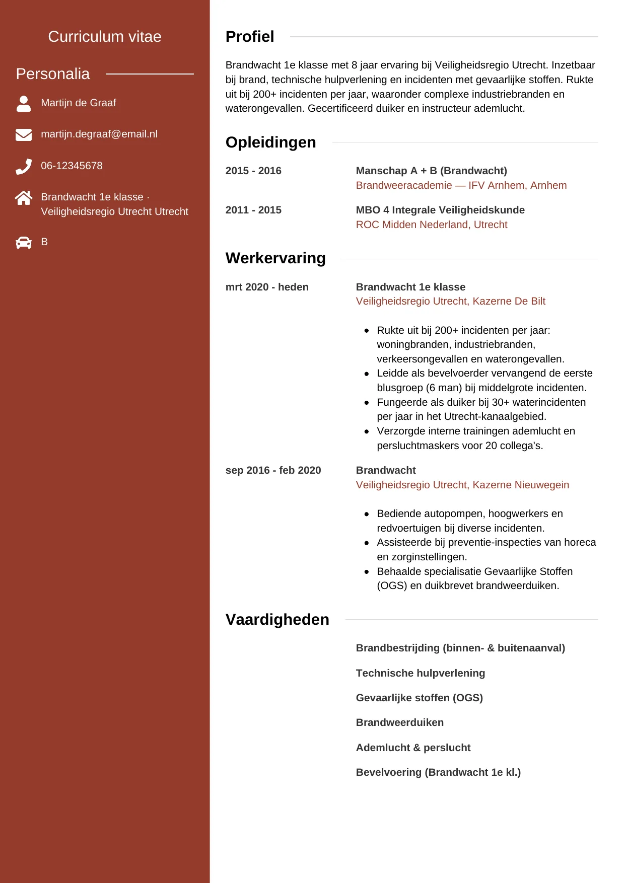 Voorbeeld CV voor brandweerman in template Modern. CV Modern voor brandweerman