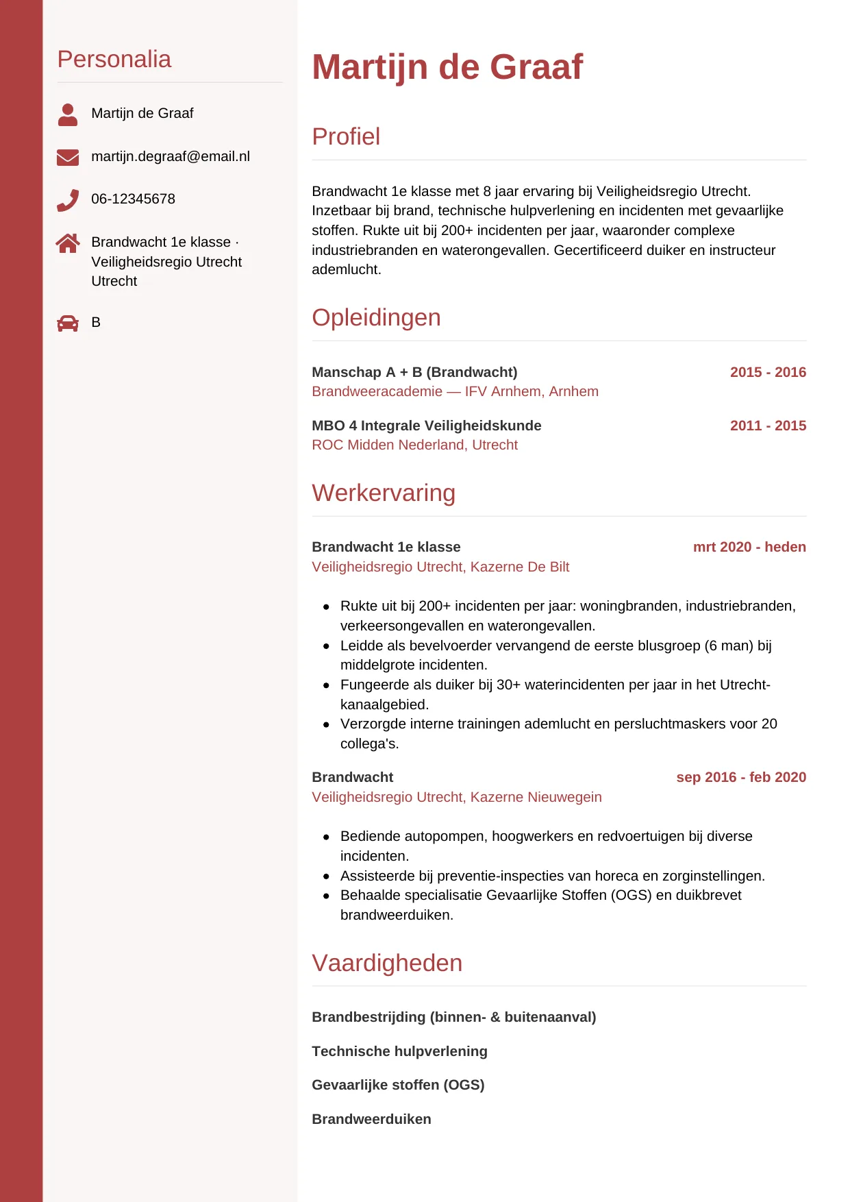 Voorbeeld CV voor brandweerman in template Verticaal. CV Verticaal voor brandweerman