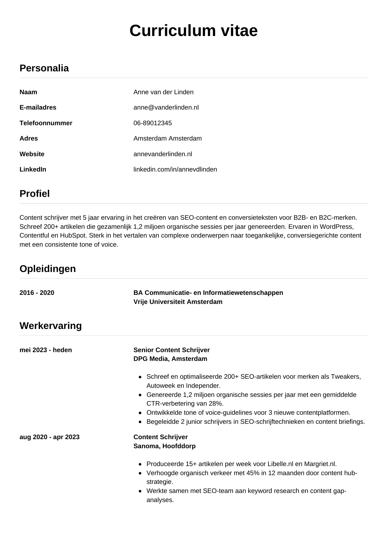 Voorbeeld CV voor content schrijver in template Simpel. CV Simpel voor content schrijver