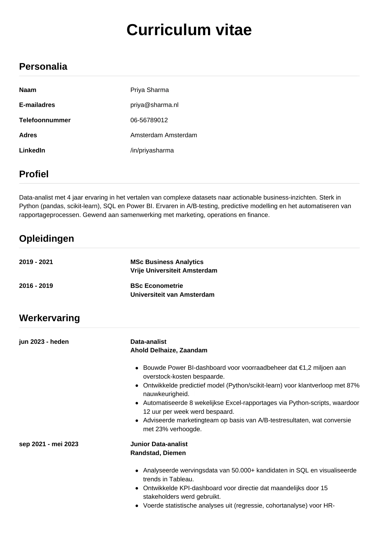 Voorbeeld CV voor data-analist in template Simpel. CV Simpel voor data-analist