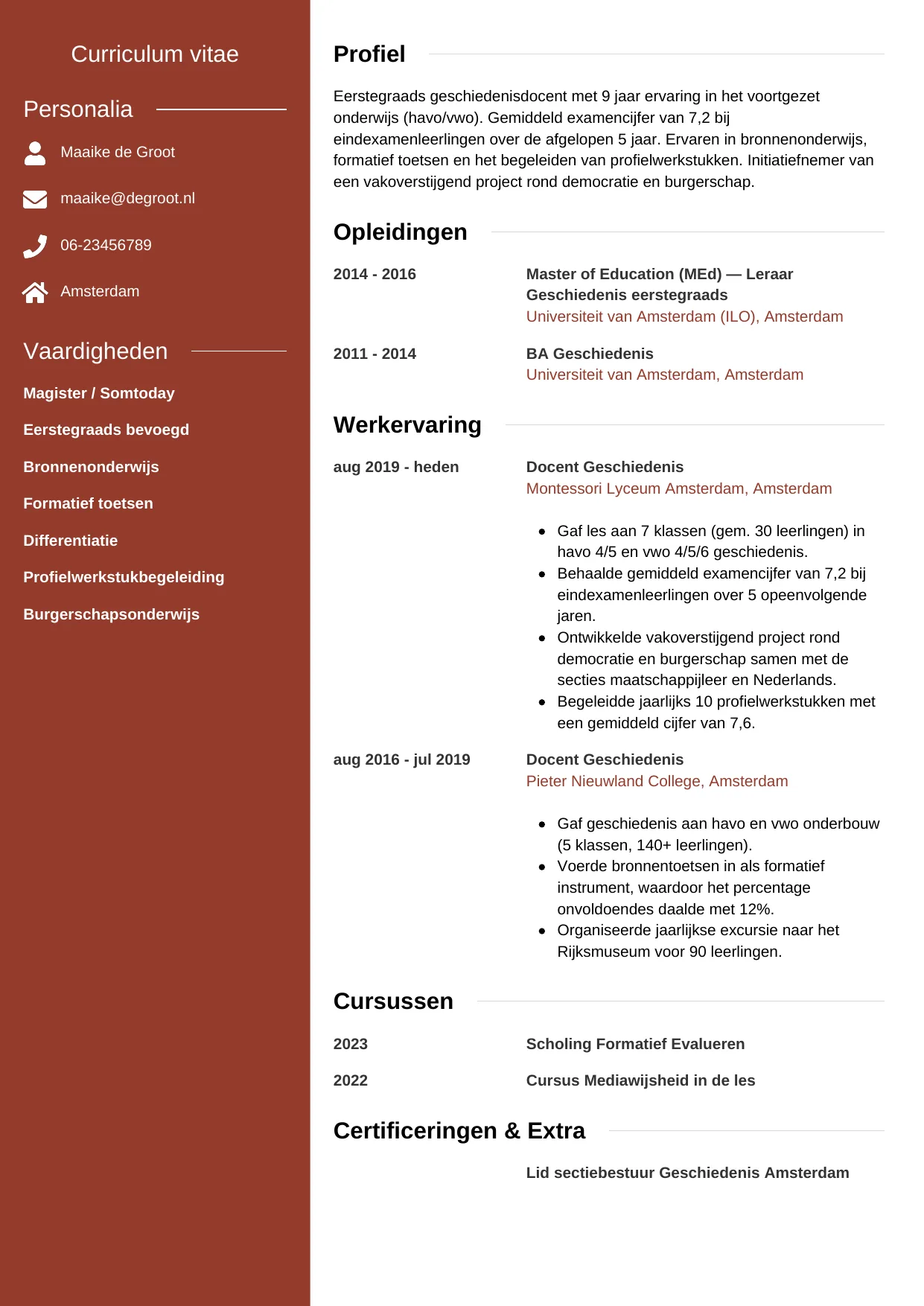 Voorbeeld CV voor docent voortgezet onderwijs in template Modern. CV Modern voor docent voortgezet onderwijs