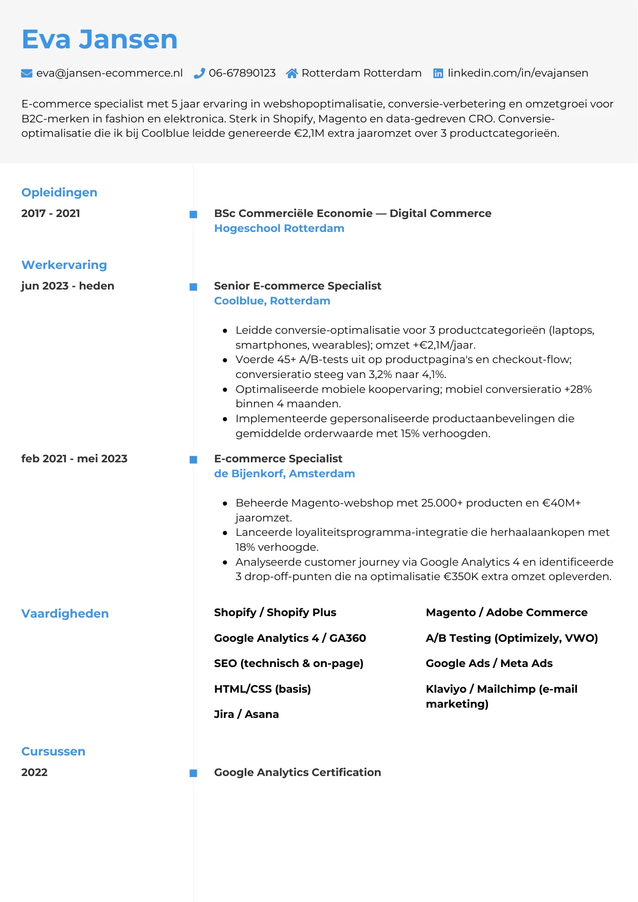Voorbeeld CV voor e-commerce specialist in template Chrono. CV Chrono voor e-commerce specialist