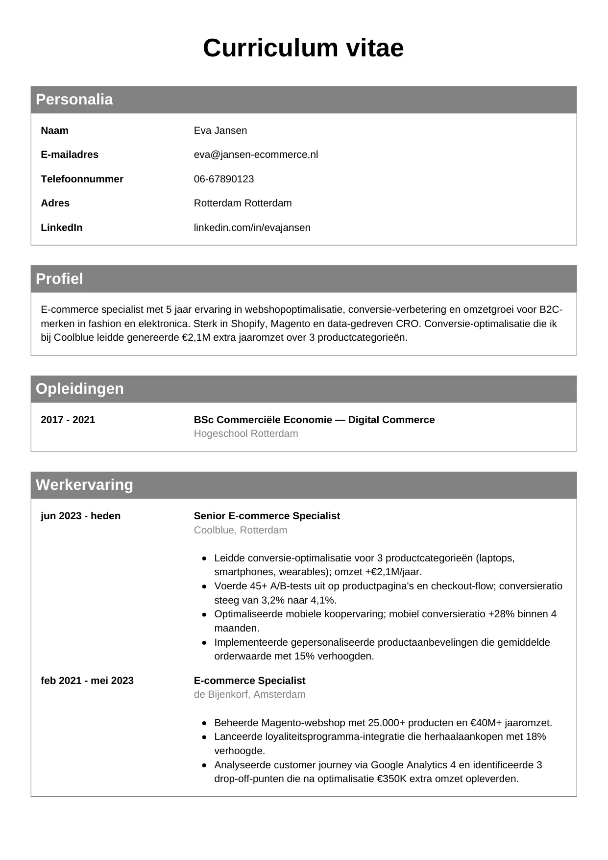 Voorbeeld CV voor e-commerce specialist in template Klassiek. CV Klassiek voor e-commerce specialist