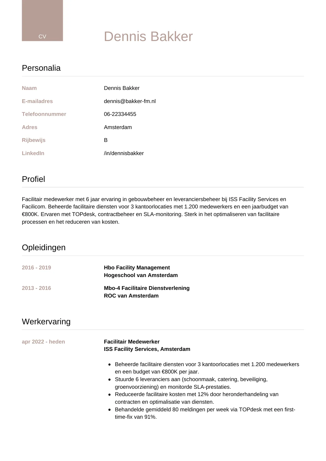 Voorbeeld CV voor facilitair medewerker in template Luxe. CV Luxe voor facilitair medewerker
