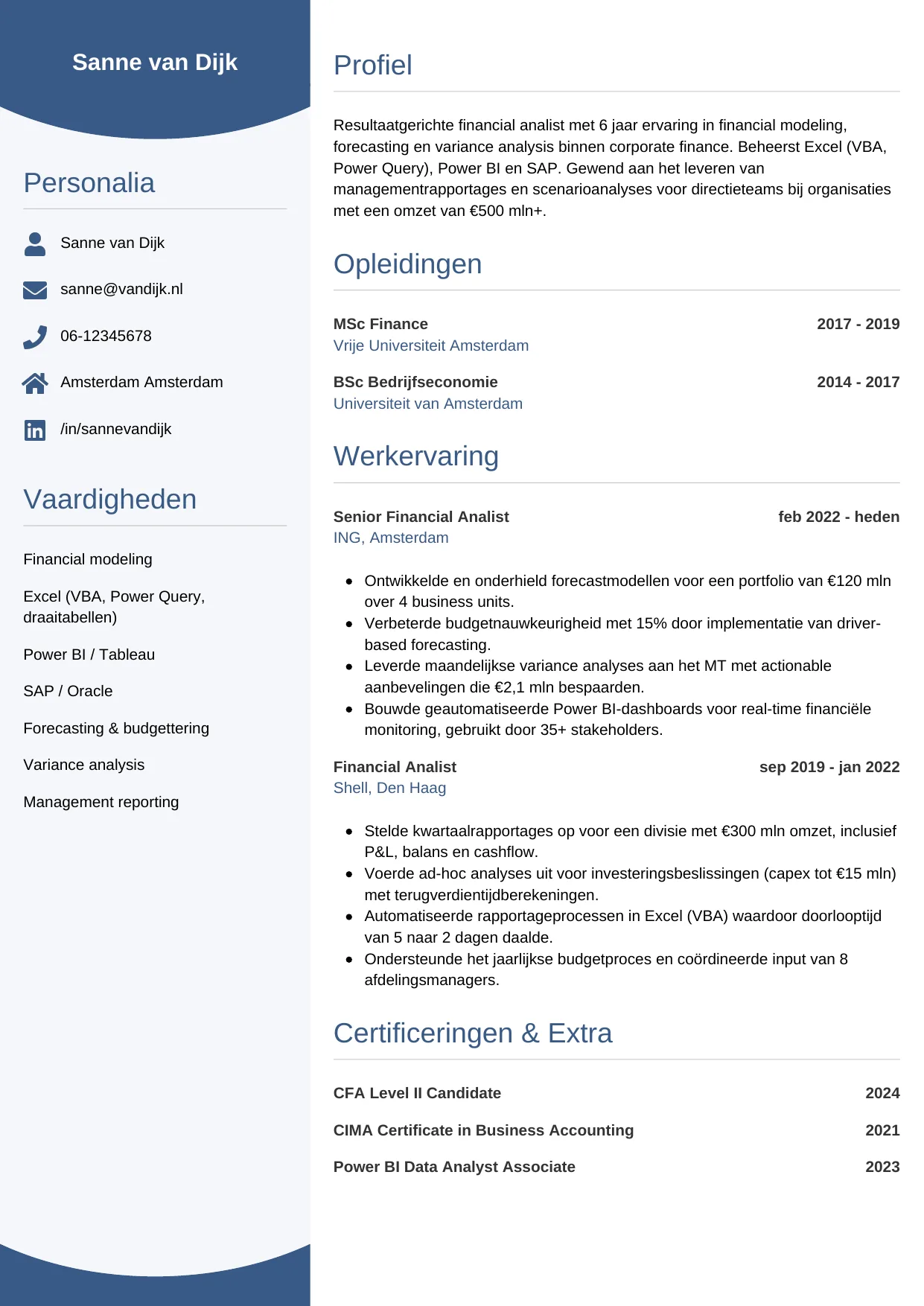 Voorbeeld CV voor financial analist in template Circulair. CV Circulair voor financial analist