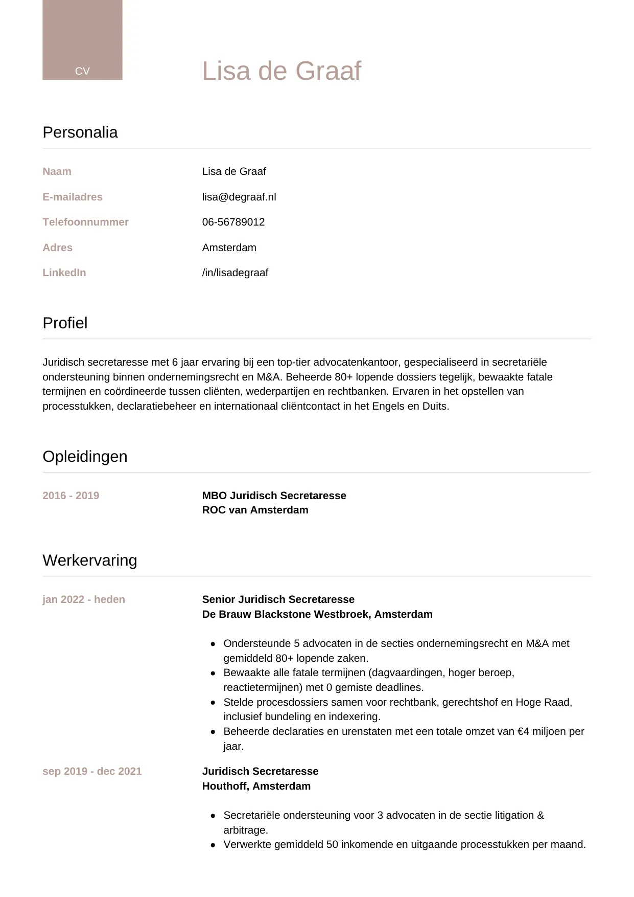 Voorbeeld CV voor juridisch secretaresse in template Luxe. CV Luxe voor juridisch secretaresse