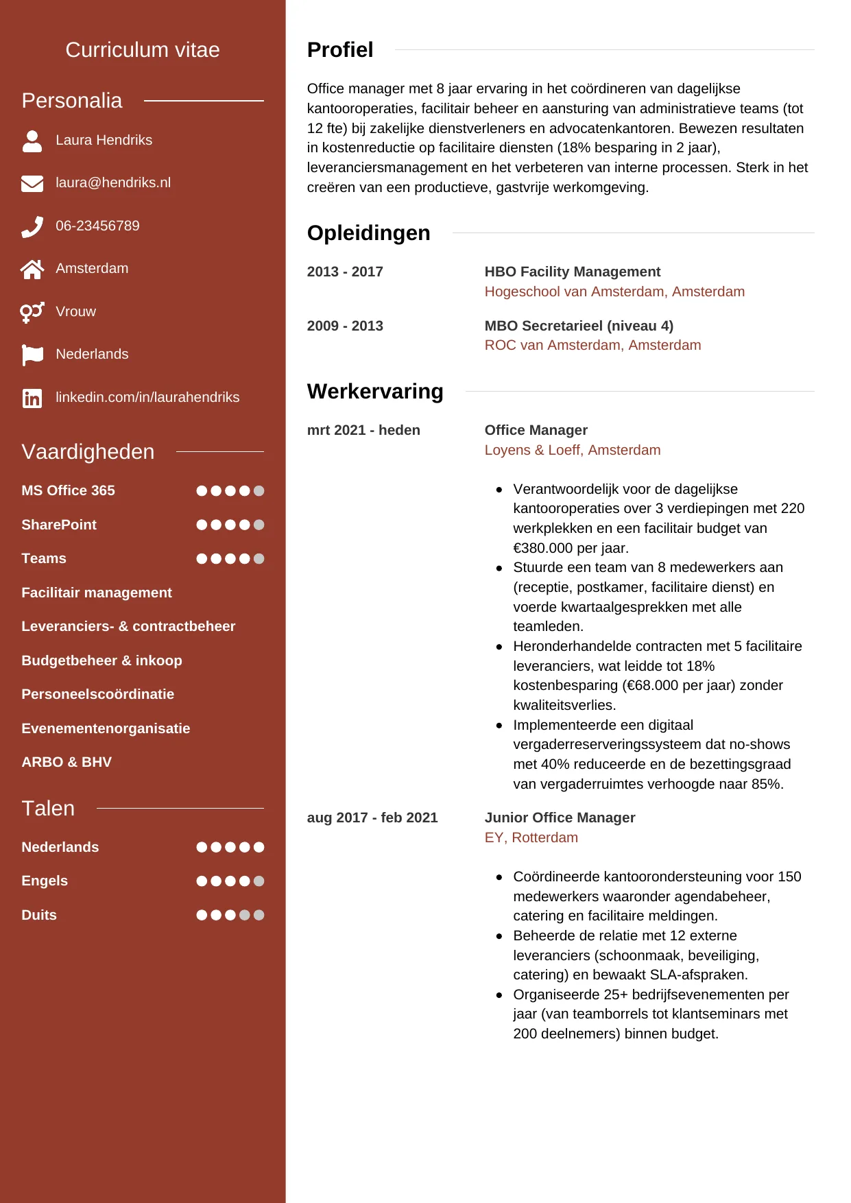 Voorbeeld CV voor office manager in template Modern. CV Modern voor office manager
