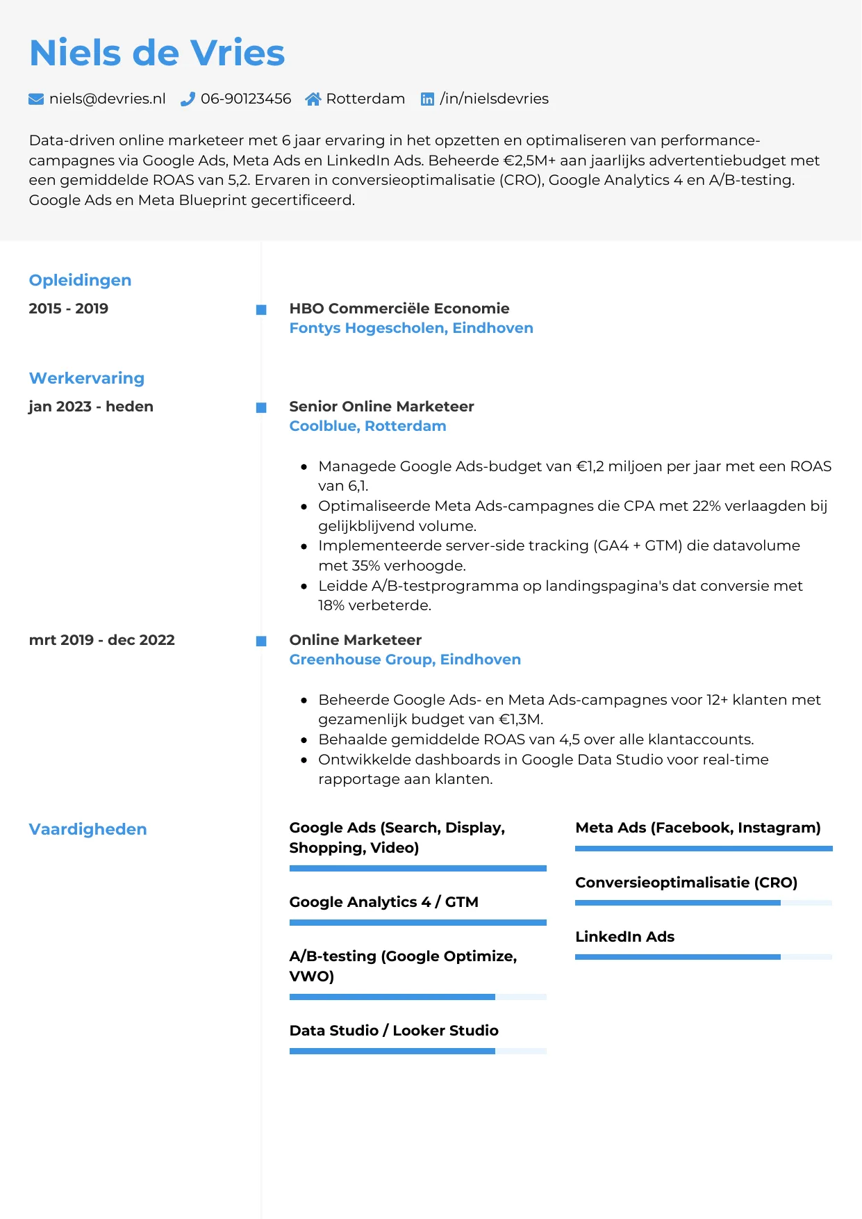 Voorbeeld CV voor online marketeer in template Chrono. CV Chrono voor online marketeer