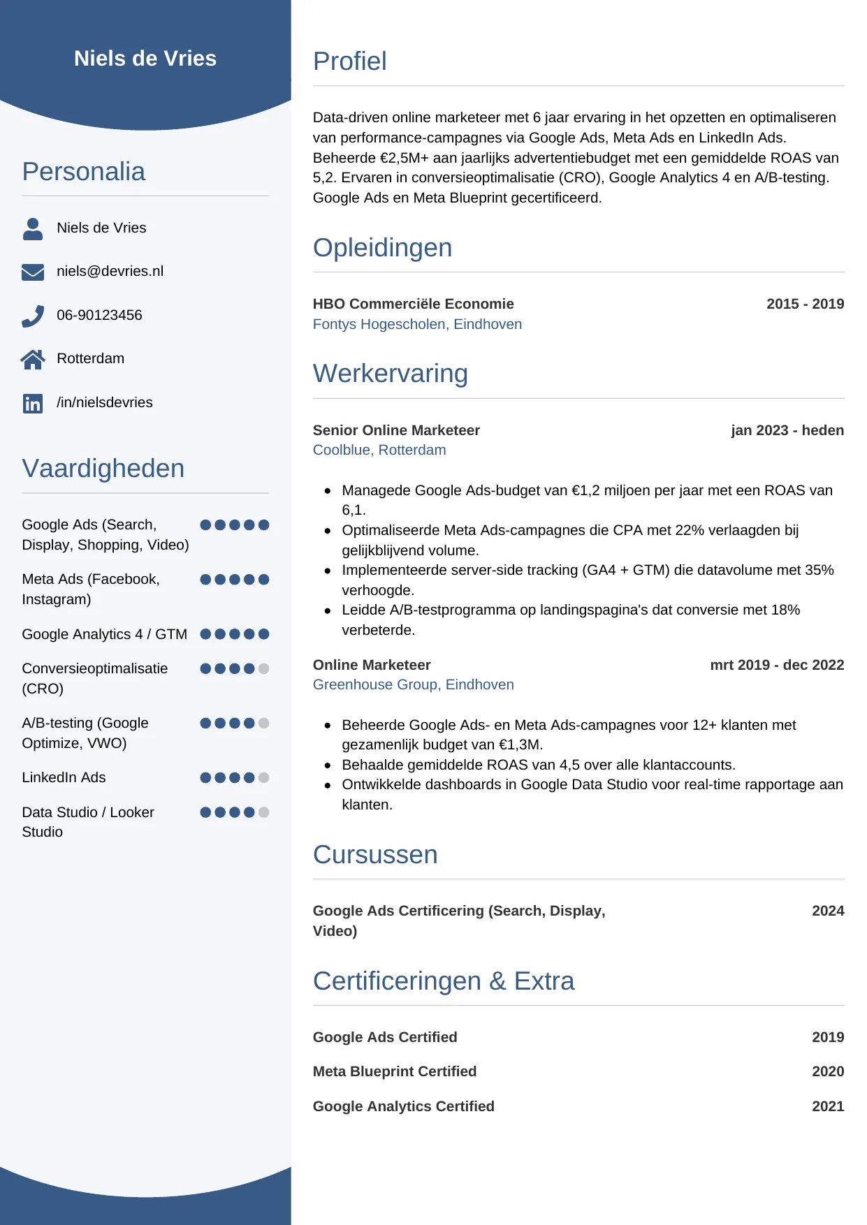 Voorbeeld CV voor online marketeer in template Circulair. CV Circulair voor online marketeer