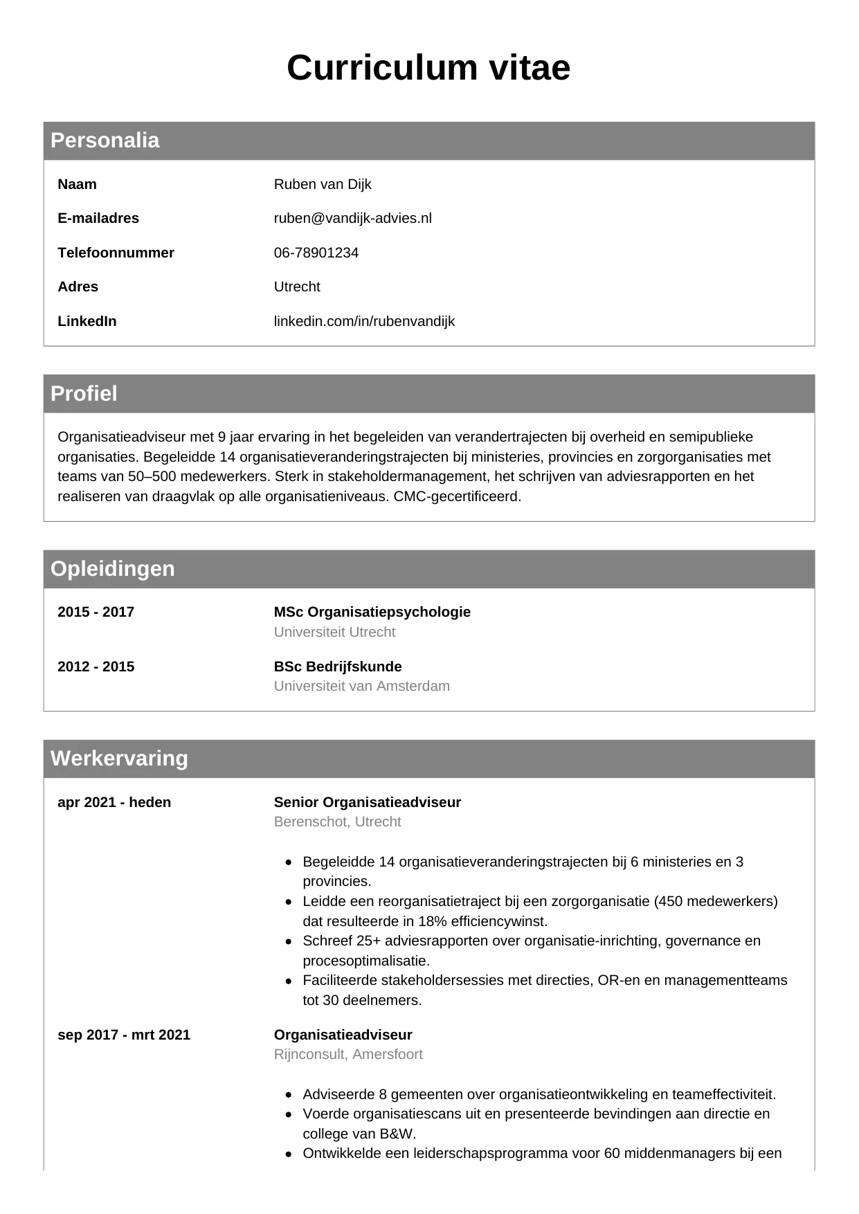 Voorbeeld CV voor organisatieadviseur in template Klassiek. CV Klassiek voor organisatieadviseur