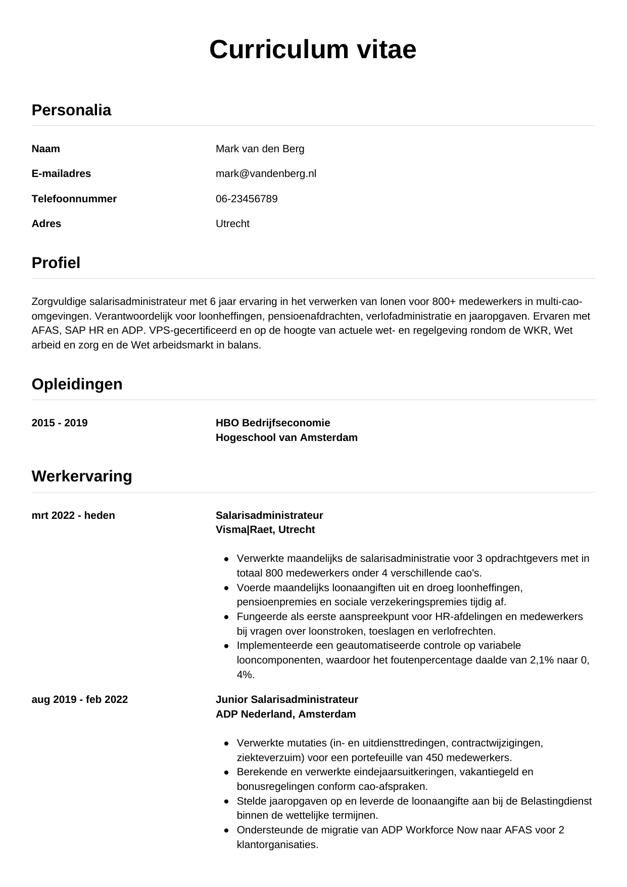 Voorbeeld CV voor salarisadministrateur in template Simpel. CV Simpel voor salarisadministrateur