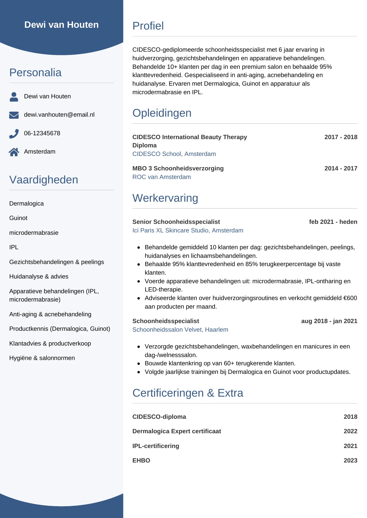 Voorbeeld CV voor schoonheidsspecialist in template Circulair. CV Circulair voor schoonheidsspecialist