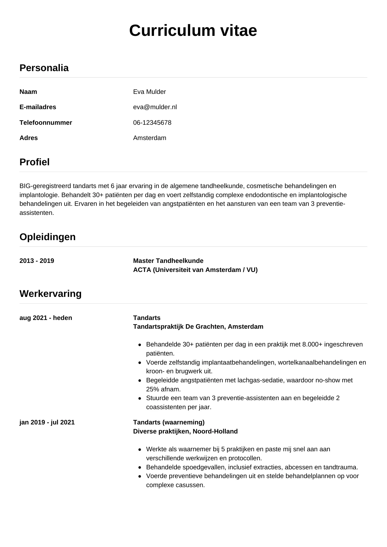 Voorbeeld CV voor tandarts in template Simpel. CV Simpel voor tandarts